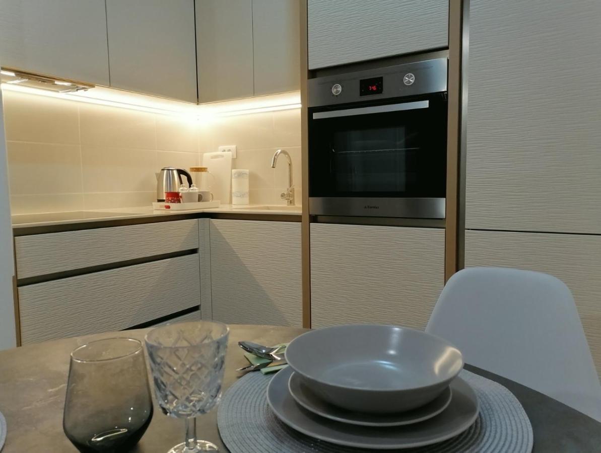 Carmen Deluxe Lägenhet Novi Sad Exteriör bild