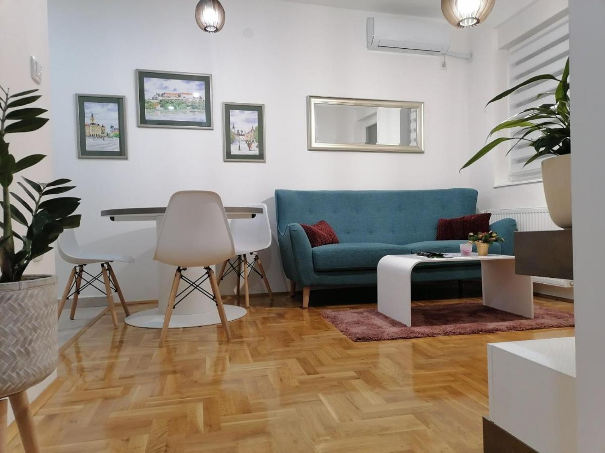 Carmen Deluxe Lägenhet Novi Sad Exteriör bild